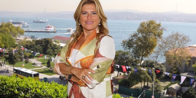 Doret Habib, “Mavi Çileğin Sırrı”nı Tüyap’ta kitapseverler için anlatacak!