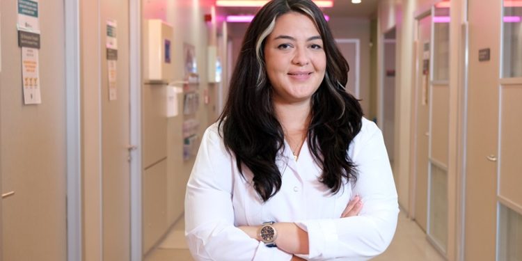 Dr. Öğr. Üyesi Emine Yağmur Zorbozan : Menopozda kadının duygusal desteğe ihtiyacı var!