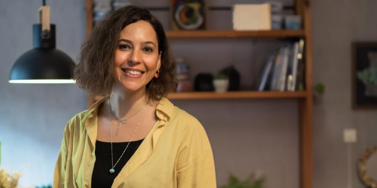 Var Gücüyle Kanat çırpan kelebekler, kadınların mücadelesine güç katıyor: Cansiparane Sergisi 20 Kasım’da