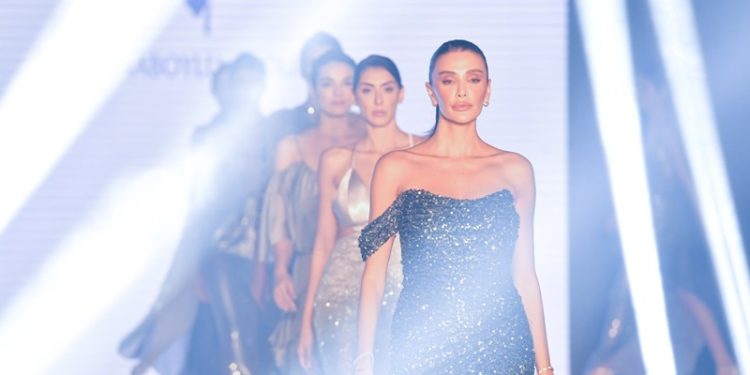 İzmir’in üç fuarı tekstil sektörüne güç verdi