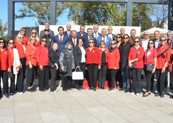 Kadın girişimciler Salihli’de tanıtım rüzgarı estirdi