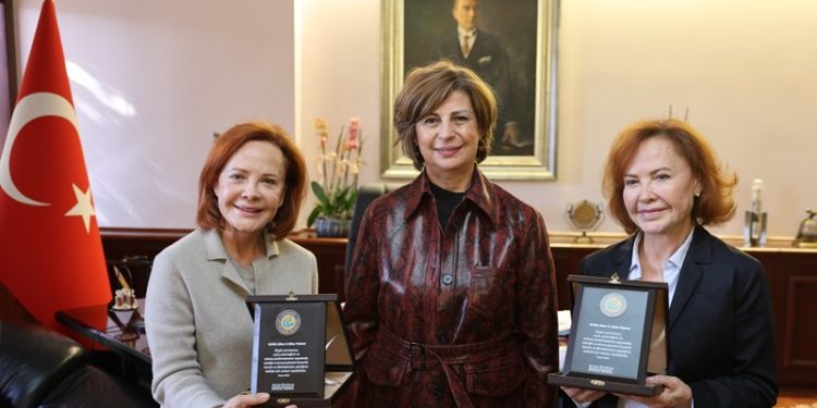 Güher ve Süher Pekinel kardeşler “Kalbimiz Her Zaman Eskişehir’de