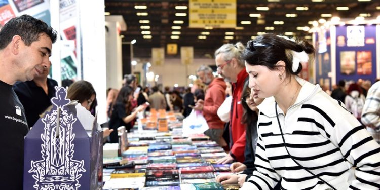 41. Uluslararası İstanbul Kitap Fuarı, “Çocukluk Şenliktir!” Temasıyla Kapılarını açtı
