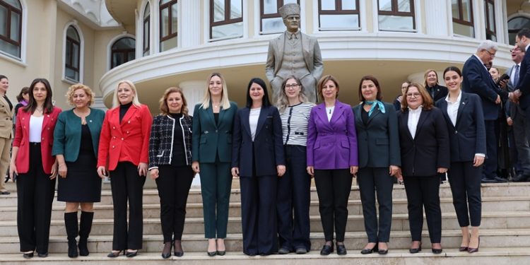 Kadın Belediye başkanlarından eşitlik için ortak çağrı