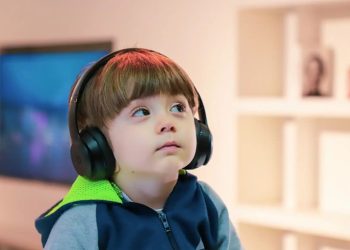 Otizmde İyileşmenin yolu bağırsak temizliğinden geçiyor