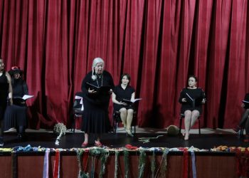 Kadın hikâyeleri sahnede hayat buluyor