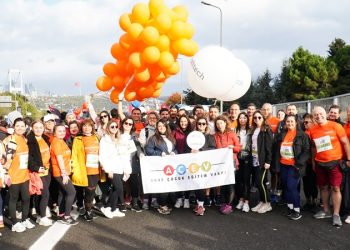AÇEV, 46. İstanbul Maratonu’nda çocukları oyunlarla buluşturmak için kıtaları aştı