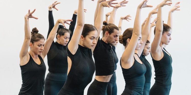 Akbank Sanat Dans Atölyesi’nin   Yeni Projesi “PALMA”   15 Kasım’da İzleyicisiyle buluşuyor