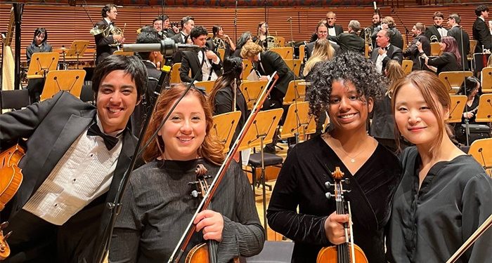 Genç keman sanatçısı Cansu Özyürek, uluslararası ödüllü belgeselde