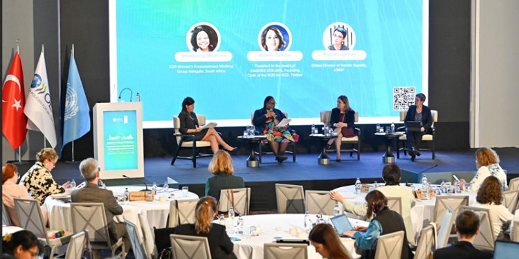 İstanbul Kalkınma diyaloğu’nda G20’de cinsiyet eşitliği ve sürdürülebilir kalkınma vurgusu