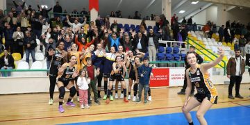 Gürespor 10’da 10 yaptı