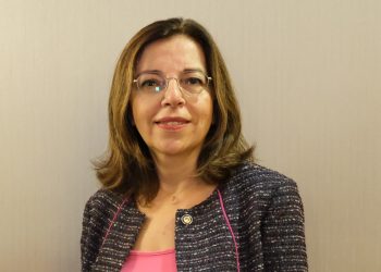 Diyabet genç yaşta katarakta  neden oluyor