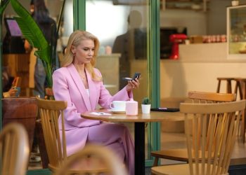 Halkbank’tan Kadınların Hayatına Değer Katan Bir Adım Daha:  Paraf Kadın Kredi Kartı