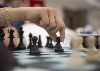 Mersin ‘8. Uluslararası Satranç Turnuvası’ başladı