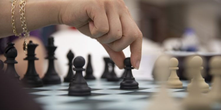 Mersin ‘8. Uluslararası Satranç Turnuvası’ başladı