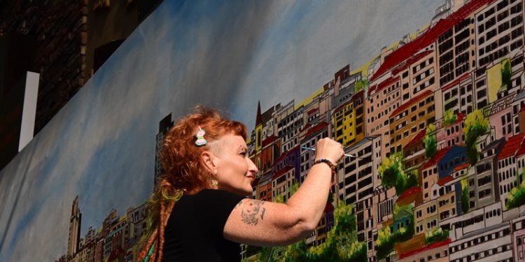 Ressam Alev Özas’ın Dev İstanbul Resmi