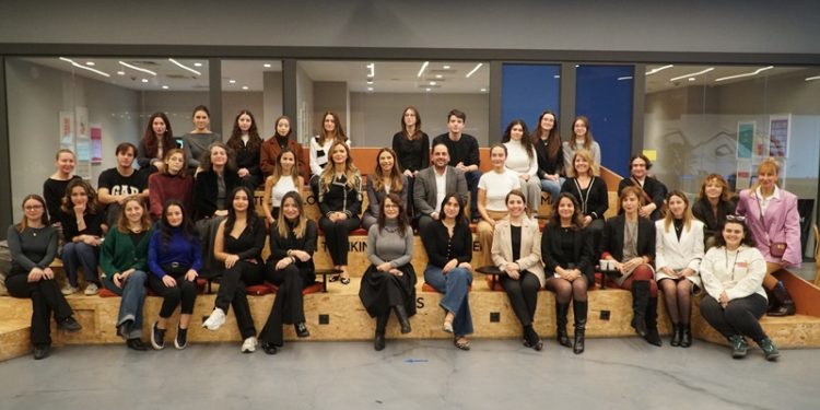 ‘Kadın için Teknoloji’ projesinde ‘İlham Veren Buluşmalar’ başladı
