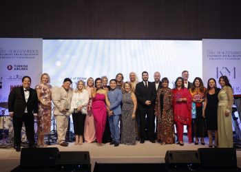 ‘Sofralar sergisi sanat ve yaratıcılığı kutlayalım’ Dünyanın en ilham verici tasarım etkinliği 3. Edisyonunun açılış gecesi Rıxos Tersane İstanbul’da gerçekleşti!