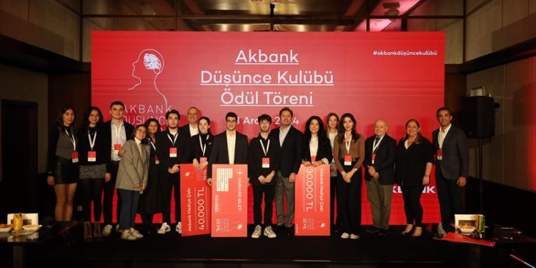Akbank düşünce kulübü 15 yıldır yaratıcı fikirleri özgün projelere dönüştürüyor