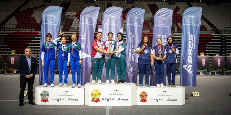 Muğlalı Okçu Hazal Burun Türkiye ikincisi oldu