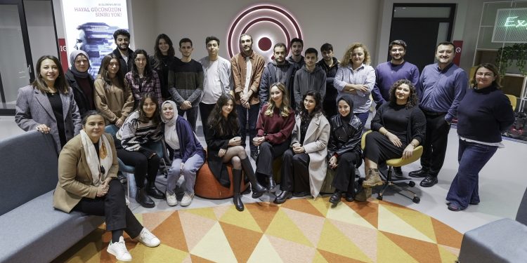 IQ Akademi, mimar adaylarına mesleki deneyim sunuyor