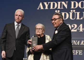 28. Aydın Doğan Ödülü Prof. Dr. İoanna Kuçuradi’ye Takdim edildi