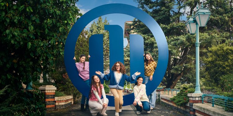 Allianz Bu Yıl da Türkiye’nin Yarınları İçin Çalışacak; Koruncuk Kızları Geleceğe Umutla Bakacak