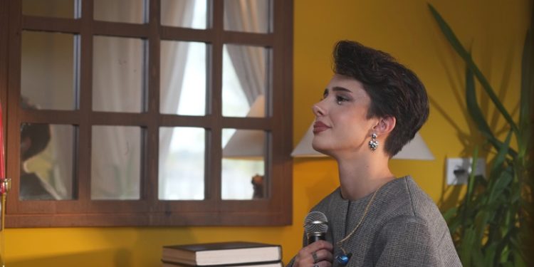 “Suzan Suzi”ye Hande Mehan dokunuşu