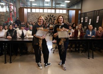 Modaya yön verenler gençlere cesaret aşıladı; “İletişim dilinizi doğru ve etkili kullanın”