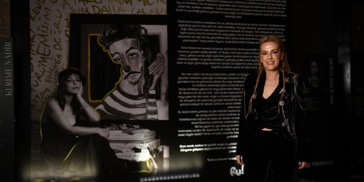 ‘Konuşan Resimler 10. Yıl Veda Sergisi’nin lansmanı gerçekleştirildi!