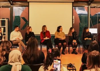 Doç. Dr. Yudum Söylemez : ‘Terapi Odasına Sistemik Bakış’