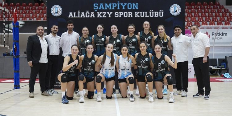 Aliağa KZY Spor Kulübü Tarihinde Bir İlk: Voleybol Kadınlar 1. Lige yükseliyor