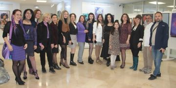 Mor, İstanbullu sanat izleyiciyle buluştu
