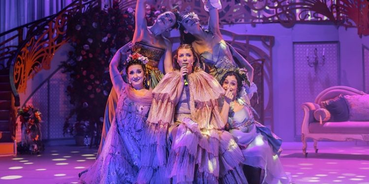 Gurur ve Önyargı* (*gibi bir şey) 13 Ocak ve 20 Ocak’ta sahnede