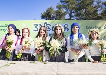 Mersinde 3. Nergis Şenliği