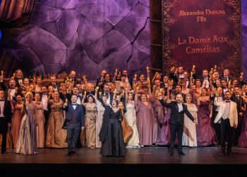 “La Traviata” Operası’nın Prömiyeri AKM’de gerçekleşti