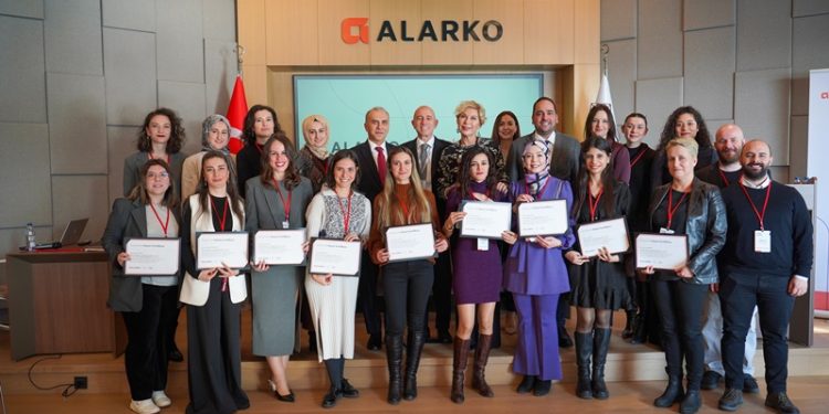 Kadın Girşimcilere  Alarko’dan ödül