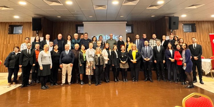 İleri Yaş Çalıştayı İzmir’in yol haritasını belirleyecek