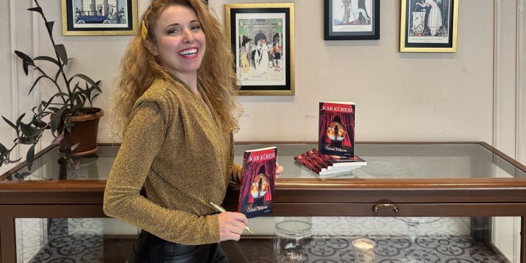 Özlem Yıldırım’dan “Kar Küresi”: İçsel Yolculuk ve Umut Arayışı