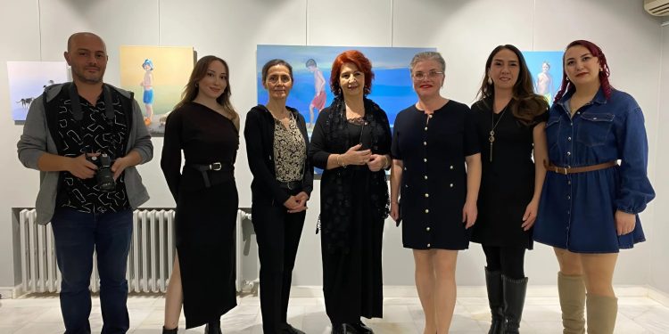 Ressam Asuman Tuncay’ın kişisel sergisi “AN’lar II” açıldı