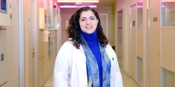 Dil ve Konuşma Terapisti Anuş Tahmincioğlu : İki yaş altı çocuklarda ekran maruziyeti dil gelişimini geciktiriyor!