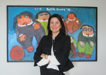 Bu projede öğrenciler velilerine karne notu veriyor