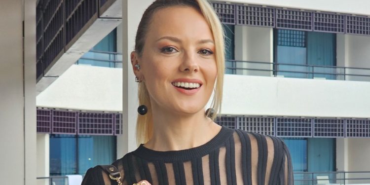 Şebnem Schaefer: “Almanya’da Zorbalığa Uğradım, Türkiye’de Ötekileştirildim”