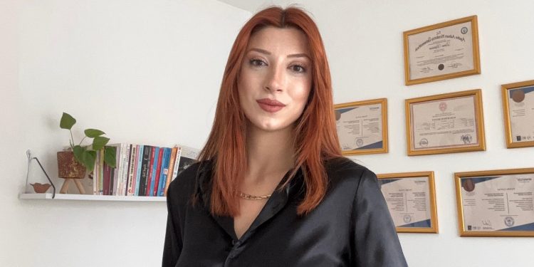 Tuba Çavaş : Toplum ve Yas