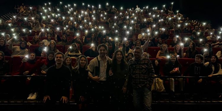 Yapay zeka şarkısı fenomen oldu?