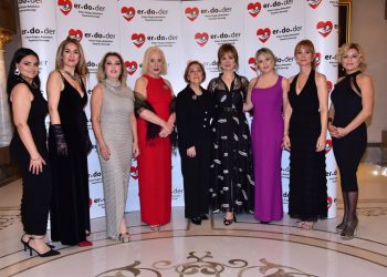 Erdoder yeni doğan bebeklere umut olmak için ödül töreni düzenledi