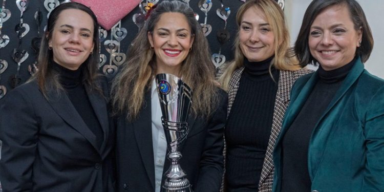 İzmir’de sağır ve işitme engelli kadınlar için anlamlı buluşma