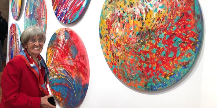 Slovenyalı ünlü sanatçı ve restoratör Mira Ličen, eserleriyle İzmir’de