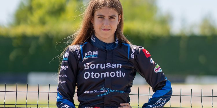 Ayşe Çebi F1 Academy radarına giriyor…