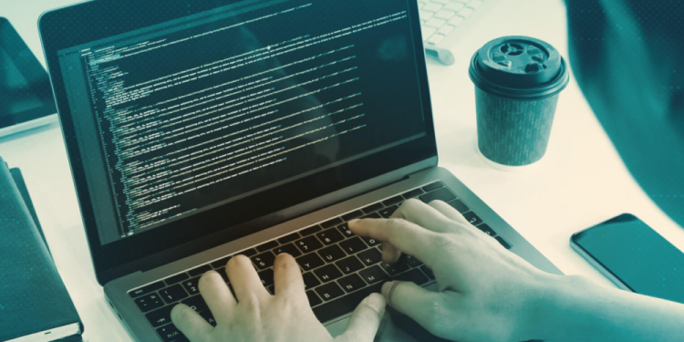 İşten çıkarılmadınız, dolandırıldınız!